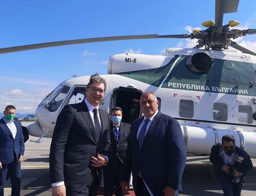 SPECIJALNI IZVEŠTAČ IZ VAZDUHA: Vučić iz helikoptera o radovima na <span style='color:red;'><b>autoputevi</b></span>ma Srbija - Bugarska